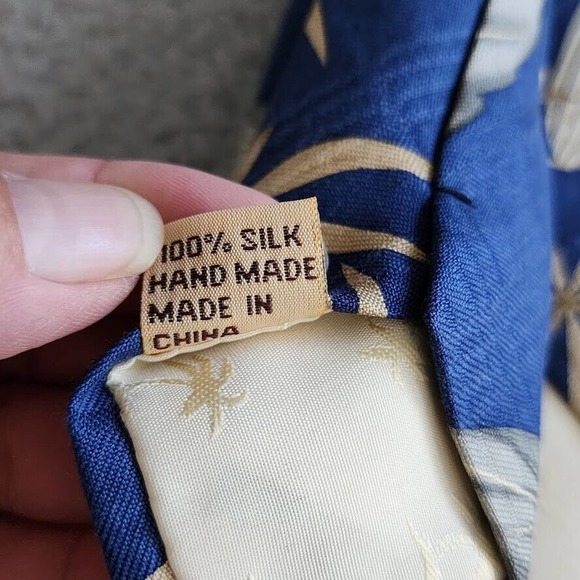 Tommy Bahama Necktie Mens 57"L Blue Tropical Print Silk Hand Made Grandpacore - Picture 10 of 14